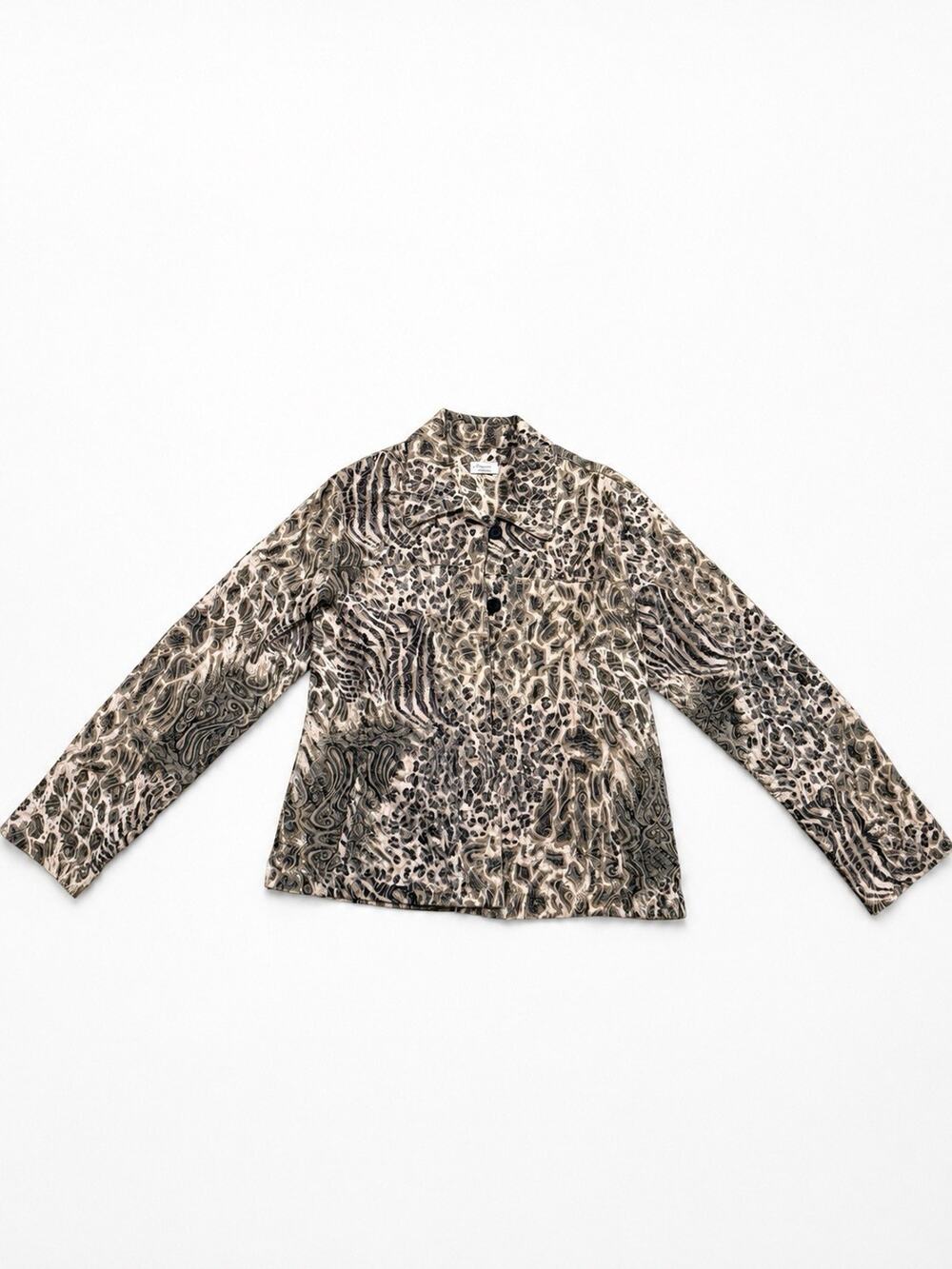Baxter & Wells Women’s Medium Animal Print Button Front Blouse